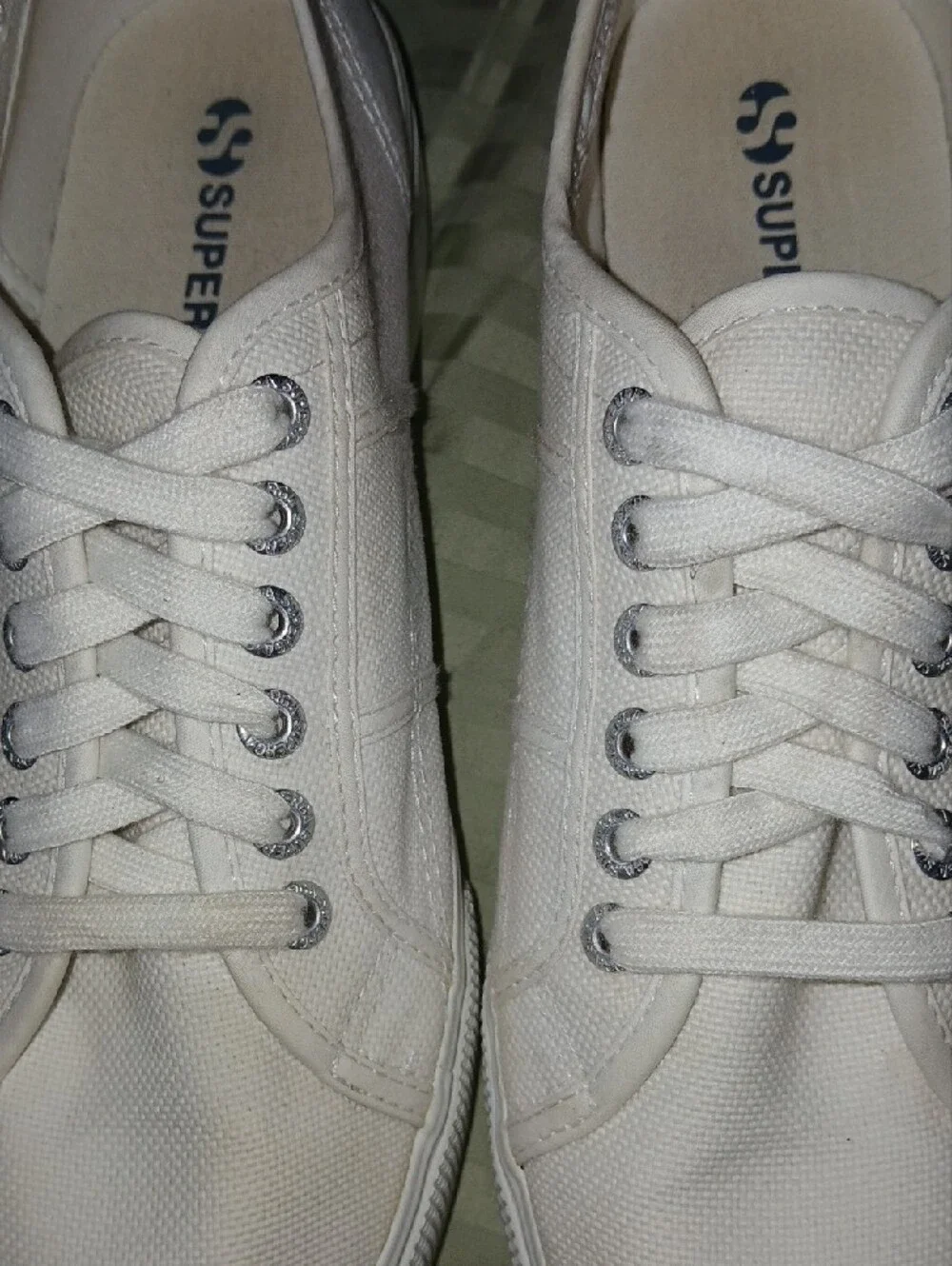 Superga Womens White Canvas Low-Top Platform Sneakers Sz: 8.5